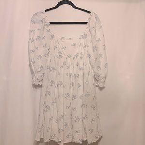 Beautiful eyelet sundress with puff sleeves